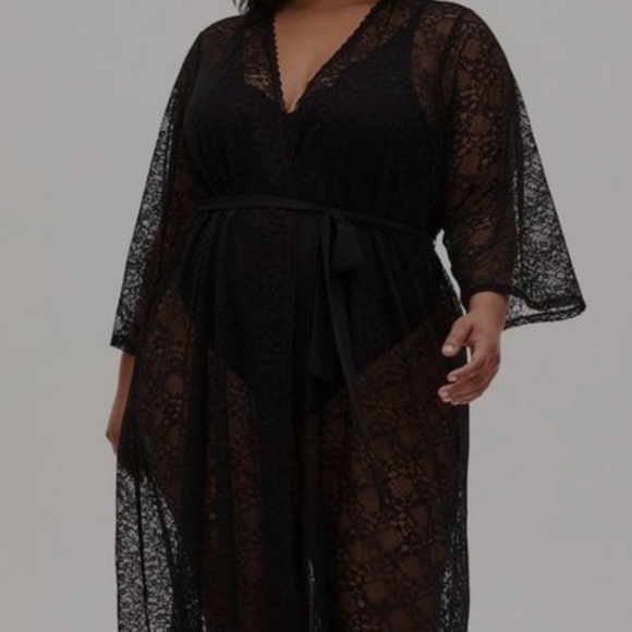 Torrid Full Length Lace Robe - Picture 3 of 3